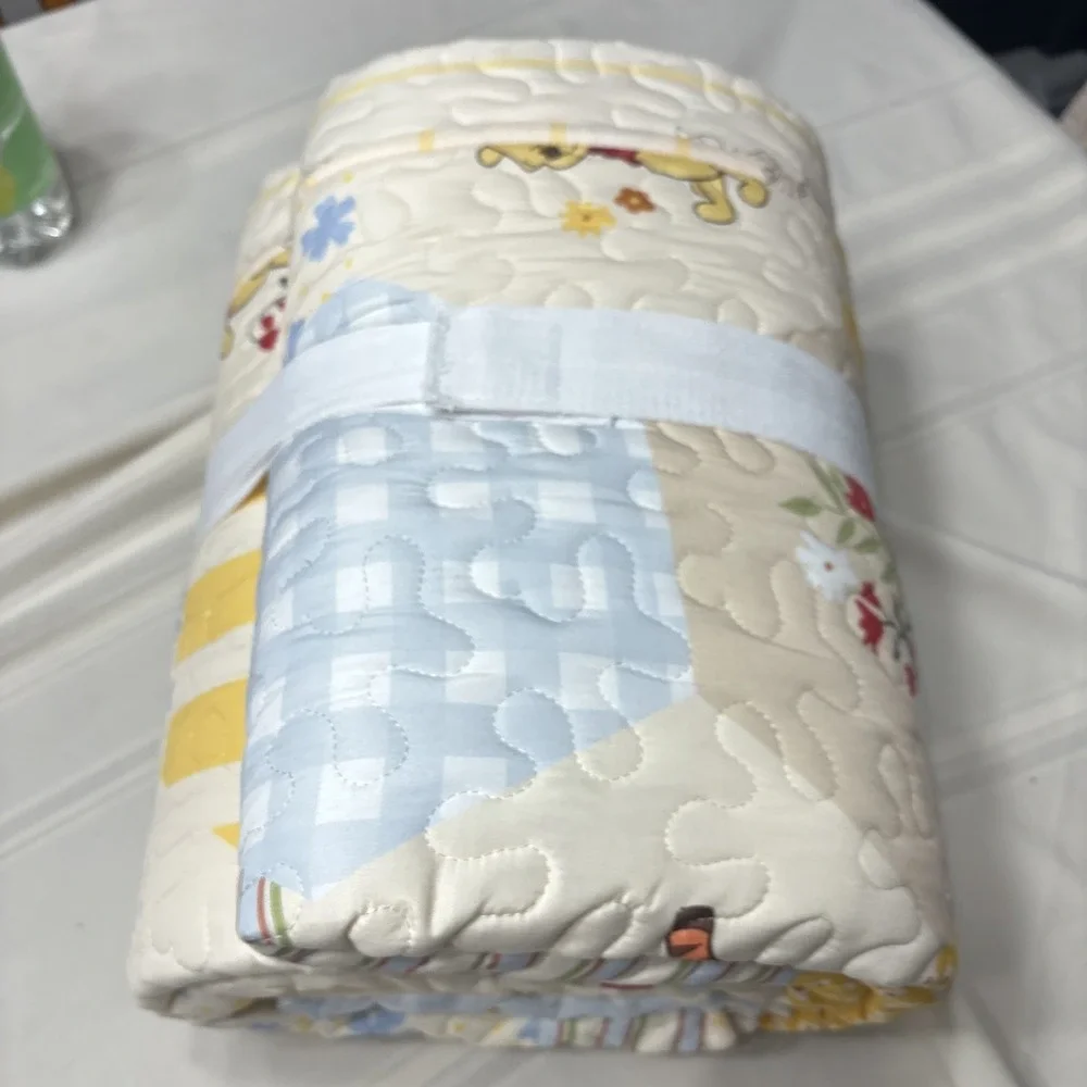 BIG Kids Disney Winnie The Pooh 3 Piece Reversible Quilt Set Full/Queen